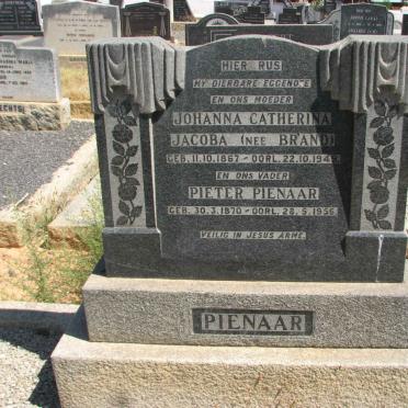 PIENAAR Pieter 1870-1956 &amp; Johanna Catherina Jacoba BRAND 1867-1949