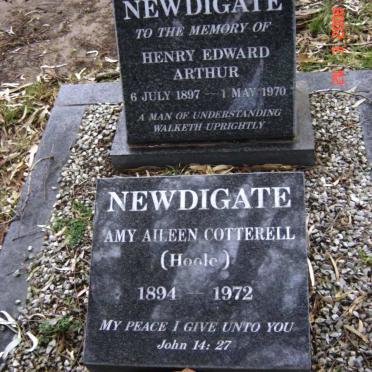 NEWDIGATE Henry Edward Arthur 1897-1970 &amp; Amy Aileen Cotterell nee HOOLE 1894-1972