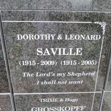 SAVILLE Leonard 1915-2005 & Dorothy 1915-2009