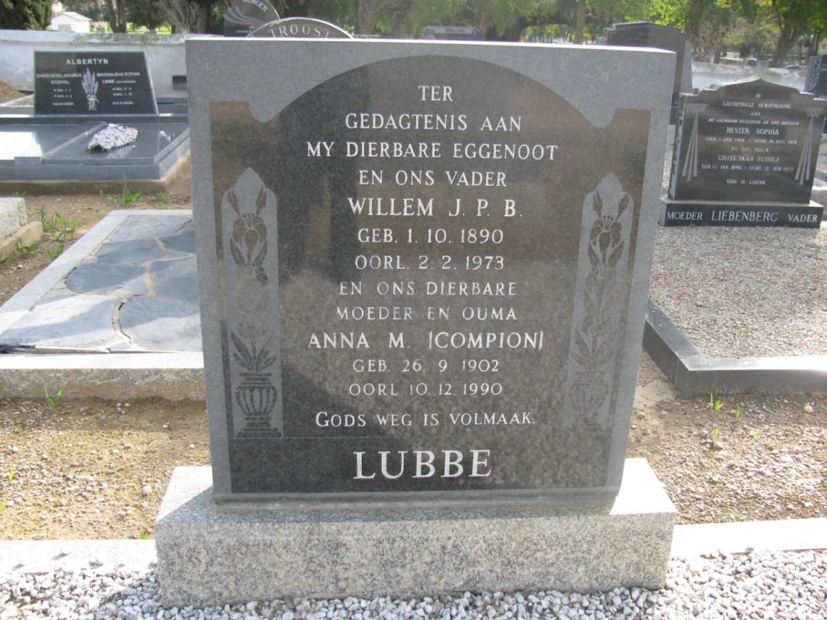 LUBBE Willem J.P.B. 1890-1973 & Anna M. nee COMPION 1902-1990