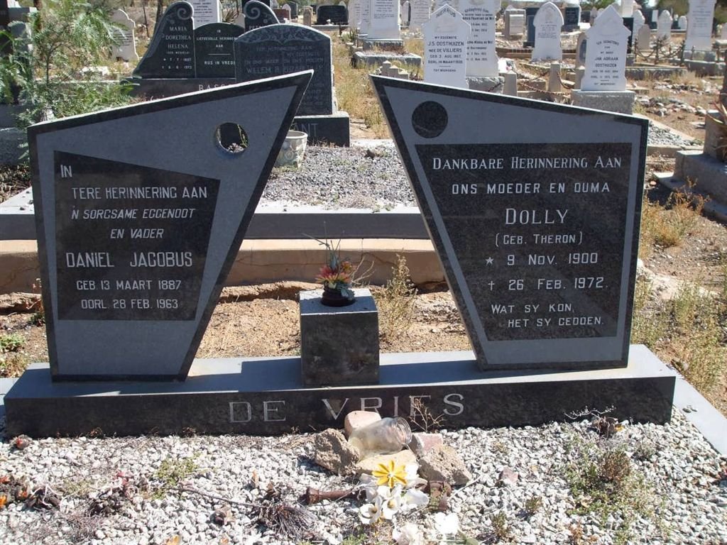 VRIES Daniel Jacobus, de 1887-1963 &amp; Dolly THERON 1900-1972