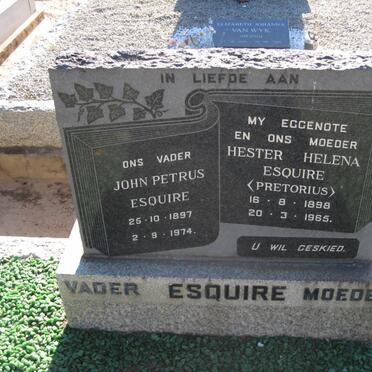 ESQUIRE John Petrus 1897-1974 &amp; Hester Helena PRETORIUS 1898-1965