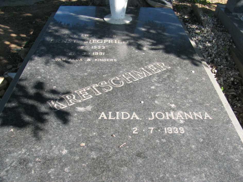 KRETSCHMER Ernst Siegfried 1933-1991 &amp; Alida Johanna 1939-