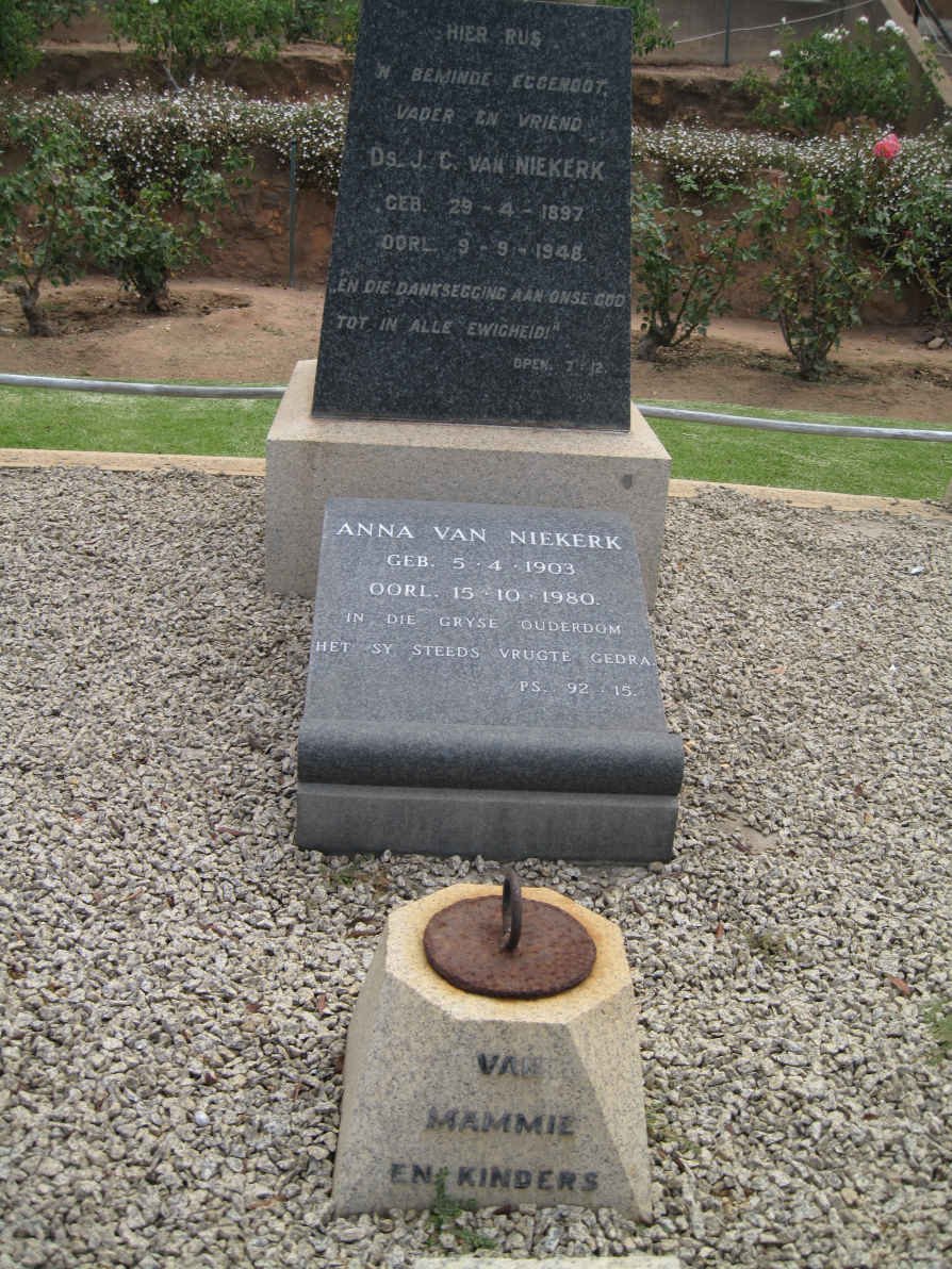 NIEKERK J.C., van 1897-1948 &amp; Anna 1903-1980