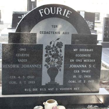 FOURIE Hendrik Johannes 1900-1989 &amp; Johanna S.C. SWART 1908-1977