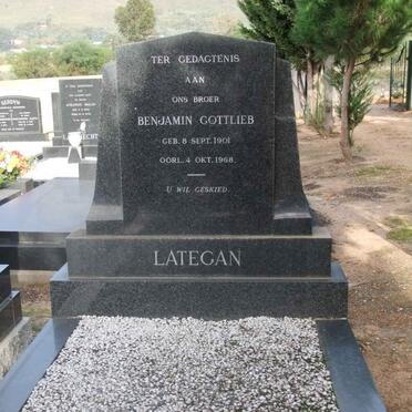 L - Vanne :: Surnames - L