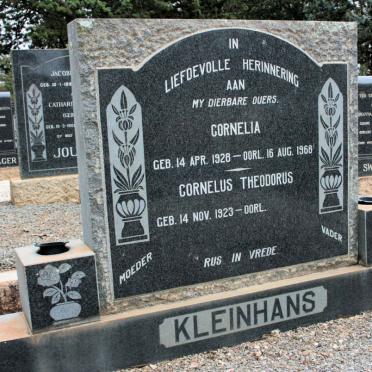 KLEINHANS Cornelus Theodorus 1923- &amp; Cornelia 1928-1968