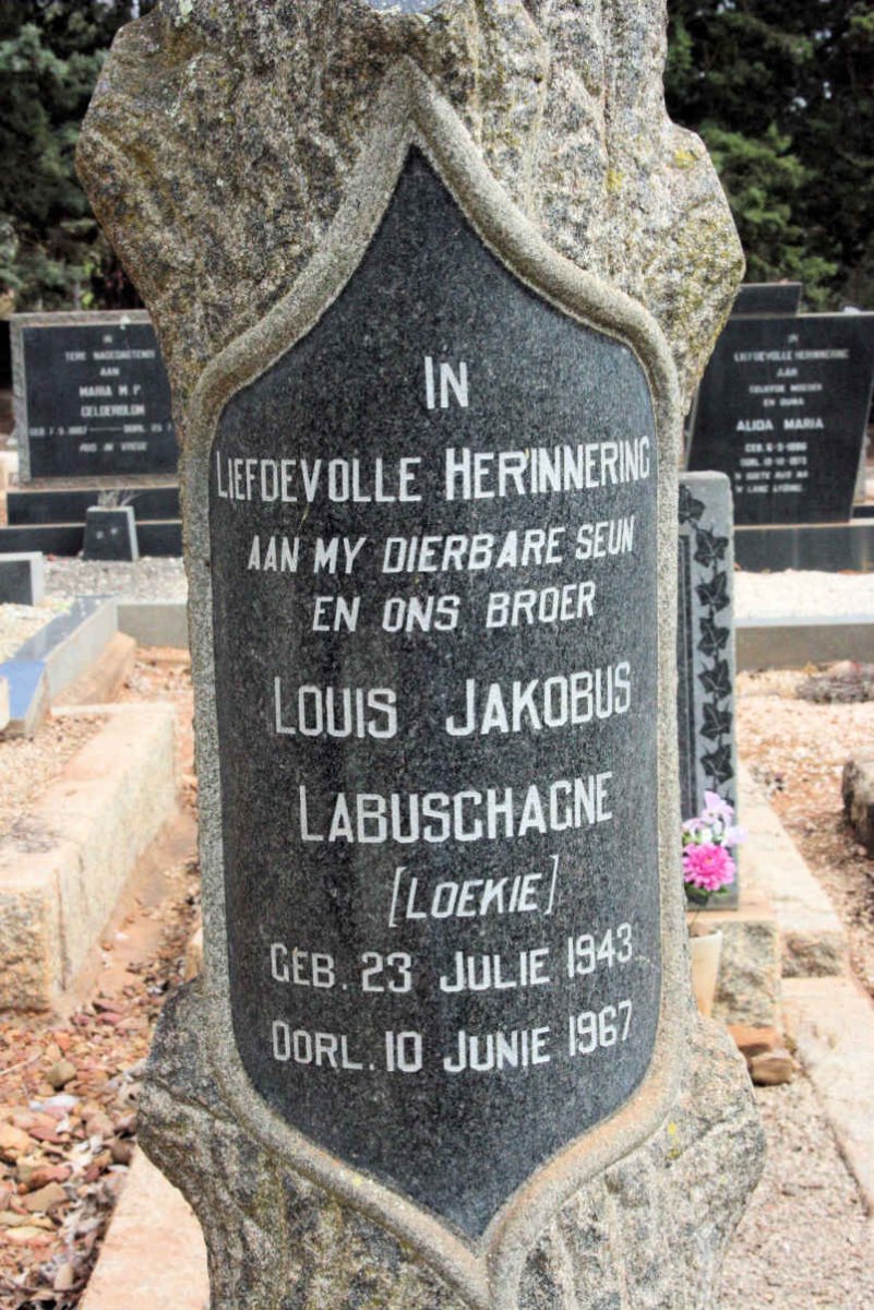 LABUSCHAGNE Louis Jacobus 1943-1967