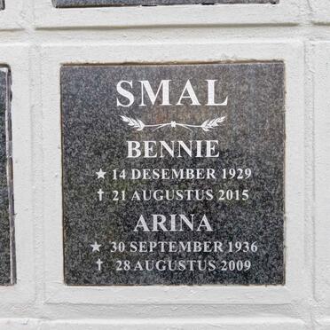 SMAL Bennie 1929-2015 & Arina 1936-2009