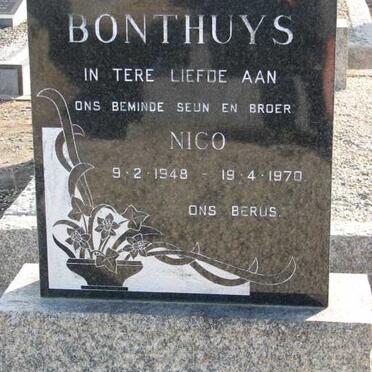 BONTHUYS Nico 1948-1970