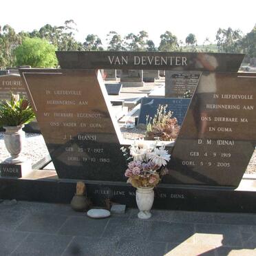 DEVENTER J.L., van 1927-1980 &amp; D.M. 1919-2005