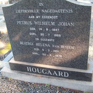HOUGAARD Petrus Wilhelm Johan 1897-1969 &amp; Beatrix Helena BESTER 1901-1970