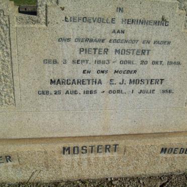 MOSTERT Pieter 1883-1949 &amp; Margaretha E.J. 1885-1956