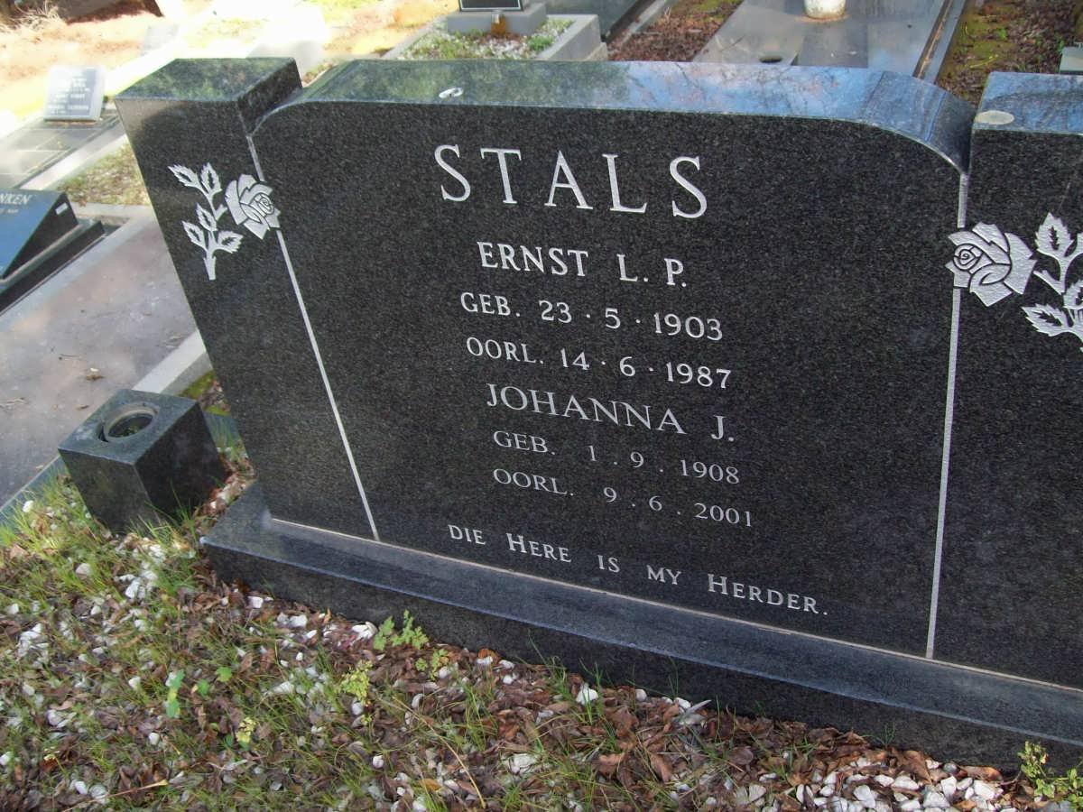 STALS Ernst L.P. 1903-1987 &amp; Johanna J. 1908-2001