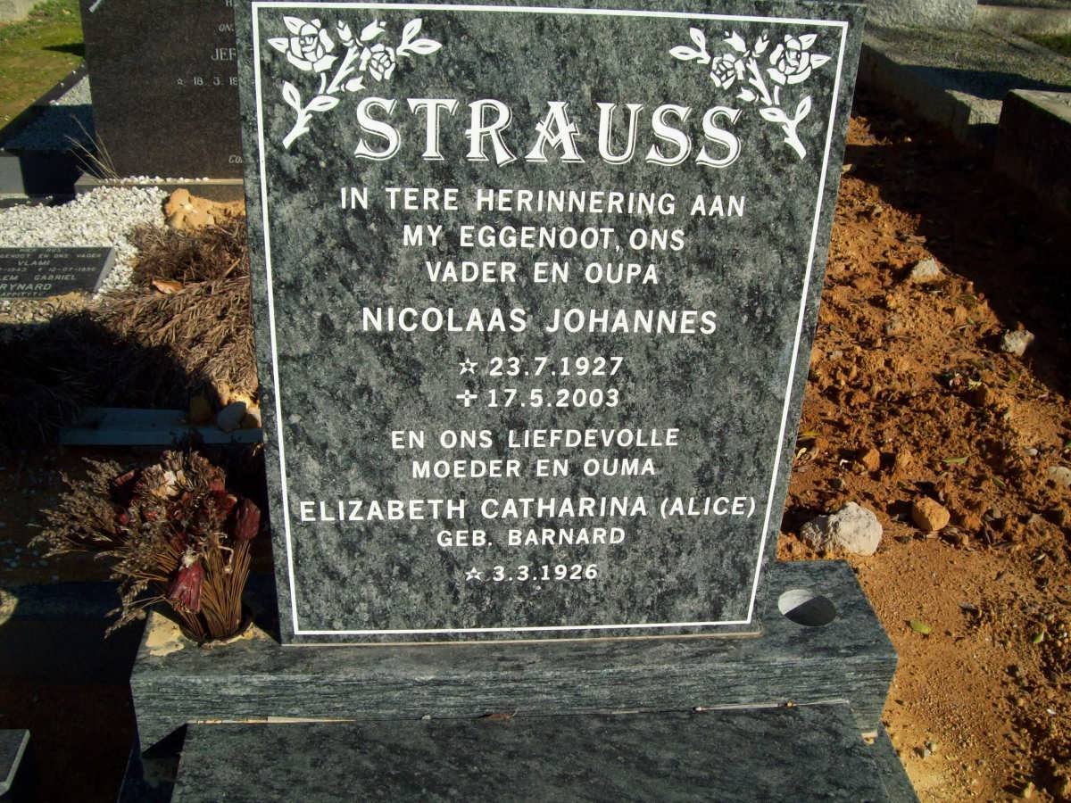 STRAUSS Nicolaas Johannes 1927-2003 &amp; Elizabeth Catharina BARNARD 1926-