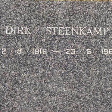 STEENKAMP Dirk 1916-1967