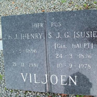 VILJOEN J.H.J. 1896-1981 &amp; S.J.G. HAUPT 1896-1978