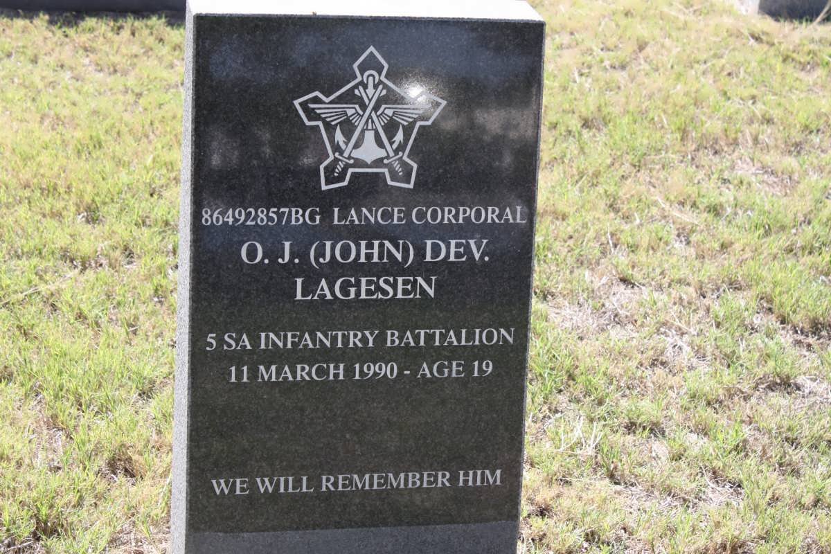 LAGESEN O. John Dev. -1990