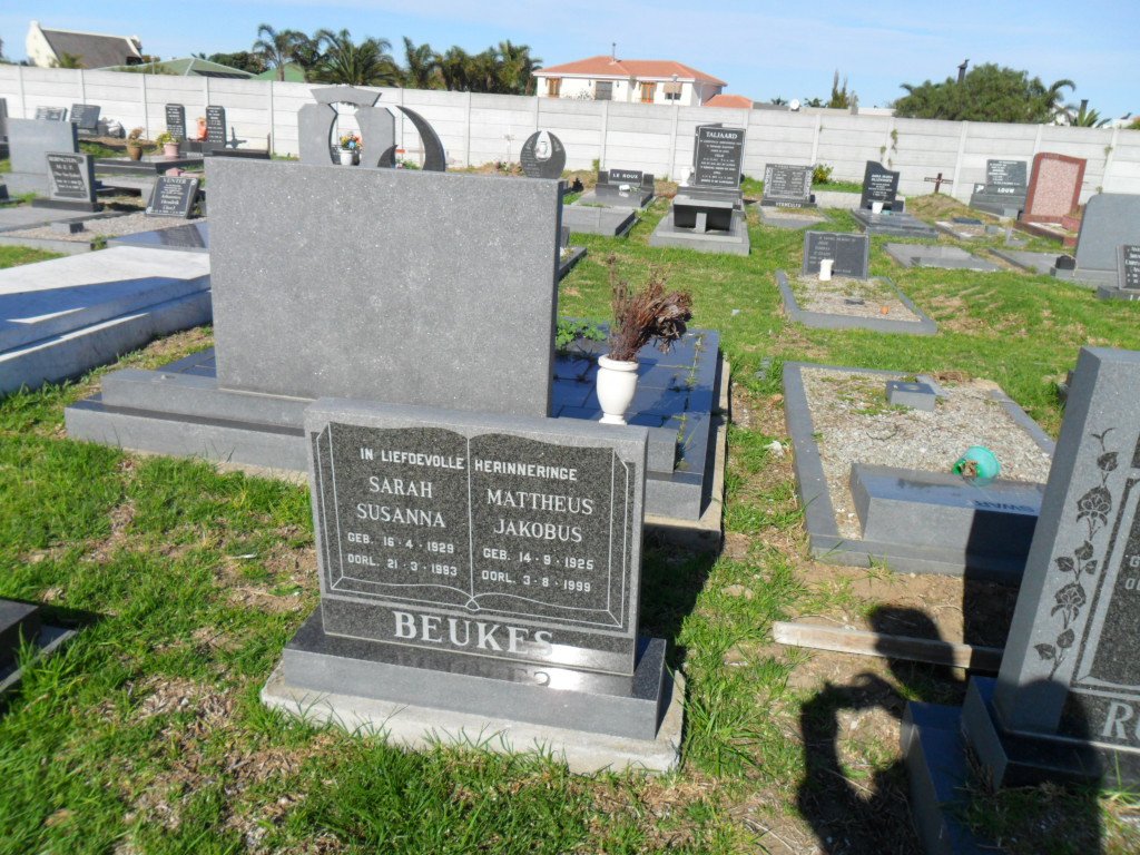 BEUKES Mattheus Jakobus 1925-1999 & Sarah Susanna 1929-1993