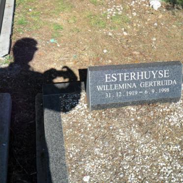 ESTERHUYSE Willemina Gertruida 1919-1998