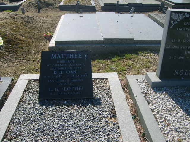 MATTHEE D.H. 1923-1984 &amp; L.G. 1923-2001