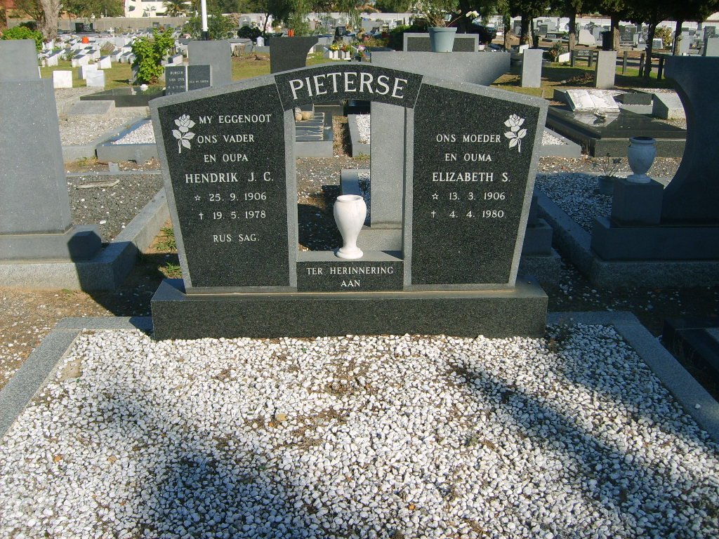 PIETERSE Hendrik J.C. 1906-1978 &amp; Elizabeth S. 1906-1980