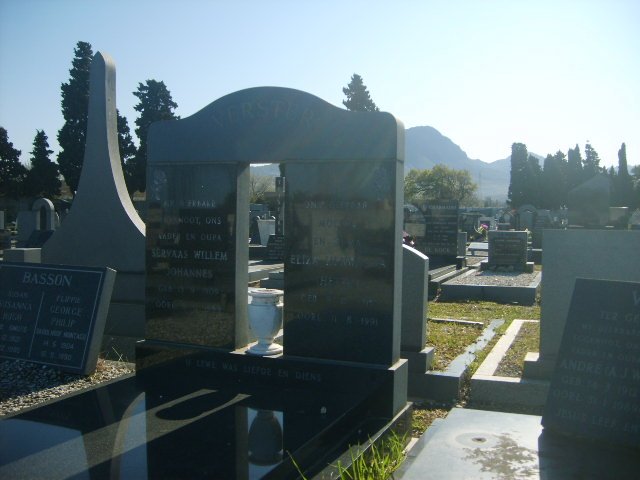 VERSTER Servaas Willem Johannes 1909-1988 &amp; Elizabeth ??