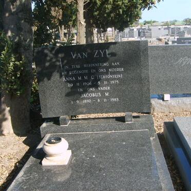 ZYL Jacobus M., van 1892-1983 &amp; Anna M.M.C. SERFONTEIN 1906-1975