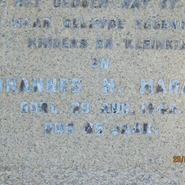 MARAIS Johannes H. -1945 &amp; Anna Elizabeth BOOYSEN -1942