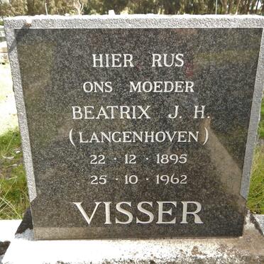 VISSER Beatrix J.H. nee LANGENHOVEN 1895-1962
