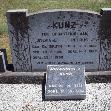 KUNZ Petrus J. 1922-1967 &amp; Sylvia E. DE BRUYN 1920-1966 :: KUNZ Johannes F. 1946-1994