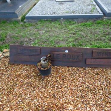 ROUX Hennie, le 1936-2013 &amp; Mynie 1938-2020