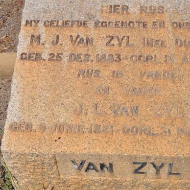 ZYL J.L., van 1881-1962 &amp; M.J. DU TOIT 1883-1958