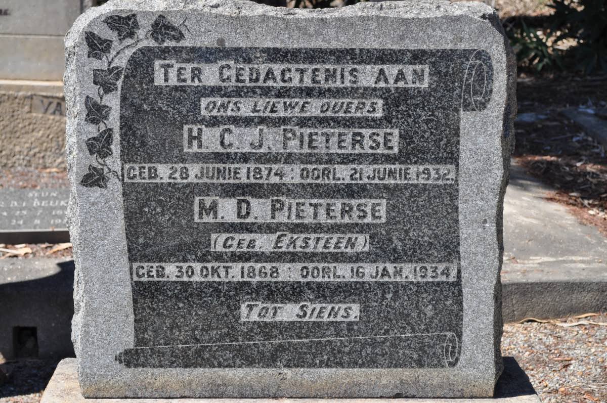PIETERSE H.C.J. 1874-1932 &amp; M.D. EKSTEEN 1868-1934