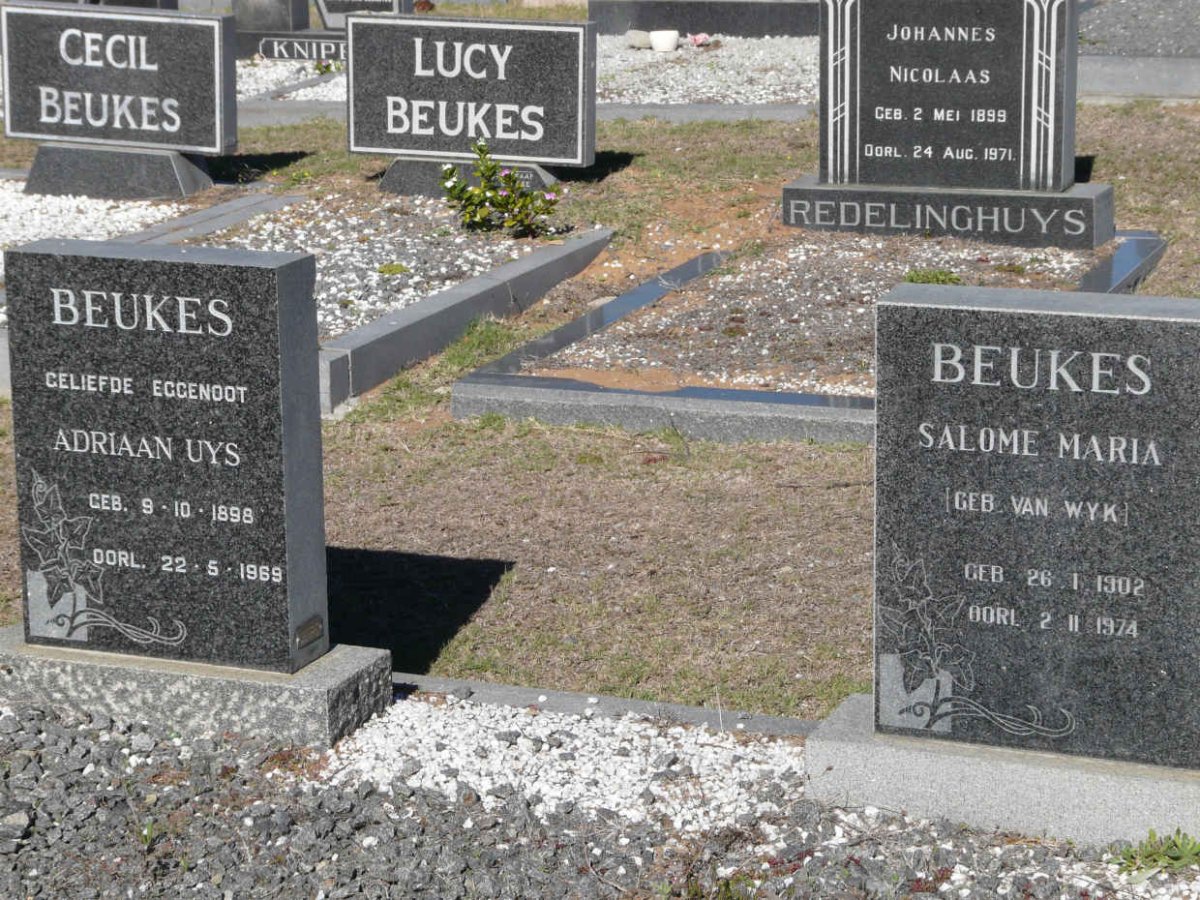 BEUKES Adriaan Uys 1898-1969 &amp; Salome Maria VAN WYK 1902-1974
