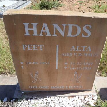 HANDS Peet 1955- & Alta v.d. WALT 1960-2019 _1