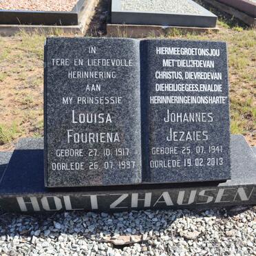HOLTZHAUSEN Louisa Fouriena 1917-1997 :: HOLTZHAUSEN Johannes Jezaies 1941-2013 