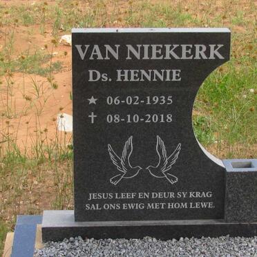 NIEKERK Hennie, van 1935-2018