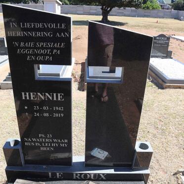ROUX Hennie, le 1942-2019 _1