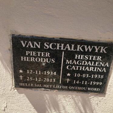 SCHALKWYK Pieter Herodus, van 1934-2013 &amp; Hester Magdalena Catharina 1938-1999