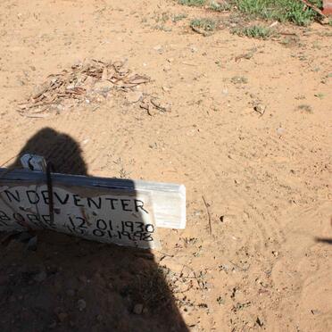 DEVENTER P.J., van 1930-1998