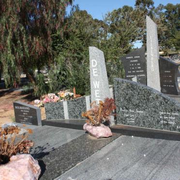 WET Annetjie-Anna Susanna, de nee LOOTS 1948-1999 :: WOLMARANS Jan H. 1917-2000 &amp; Issie 1925-