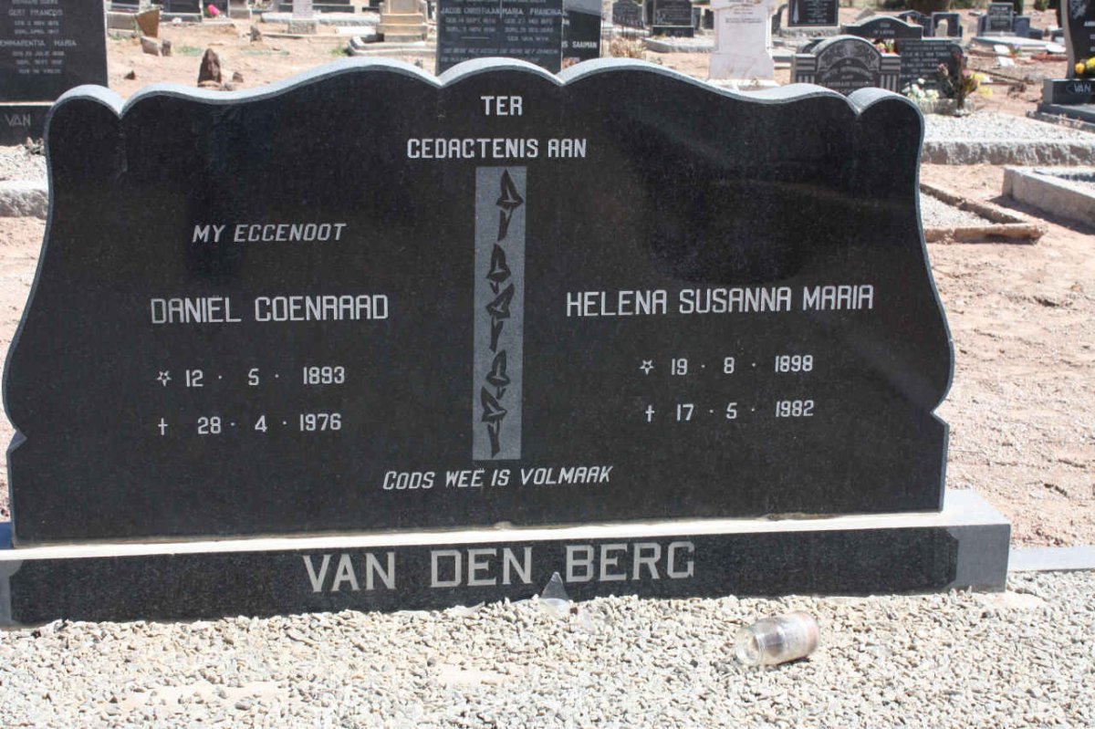 BERG Daniel Coenraad, van den 1893-1976 &amp; Helena Susanna Maria 1898-1982