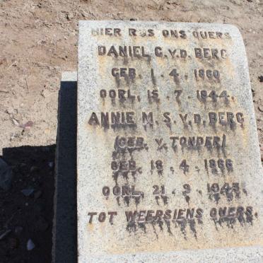 BERG Daniel C., v.d. 1860-1944 &amp; Annie M.S. VAN TONDER 1966-1945