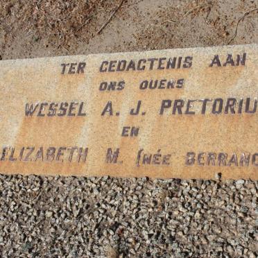 PRETORIUS Wessel A.J. &amp; Elizabeth M. BERRANGE