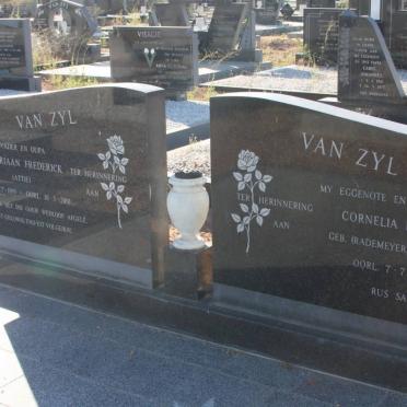 ZYL Jan Adriaan Frederick, van 1919-2001 &amp; Cornelia Helena RADEMEYER 1921-1976