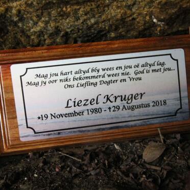 KRUGER Liezel 1980-2018