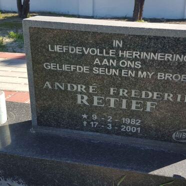 RETIEF André Frederik 1982-2001