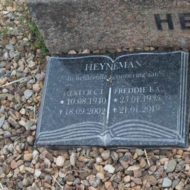 HEYNEMAN Freddie E.A. 1935-2019 &amp; Hester C.I. 1940-2002