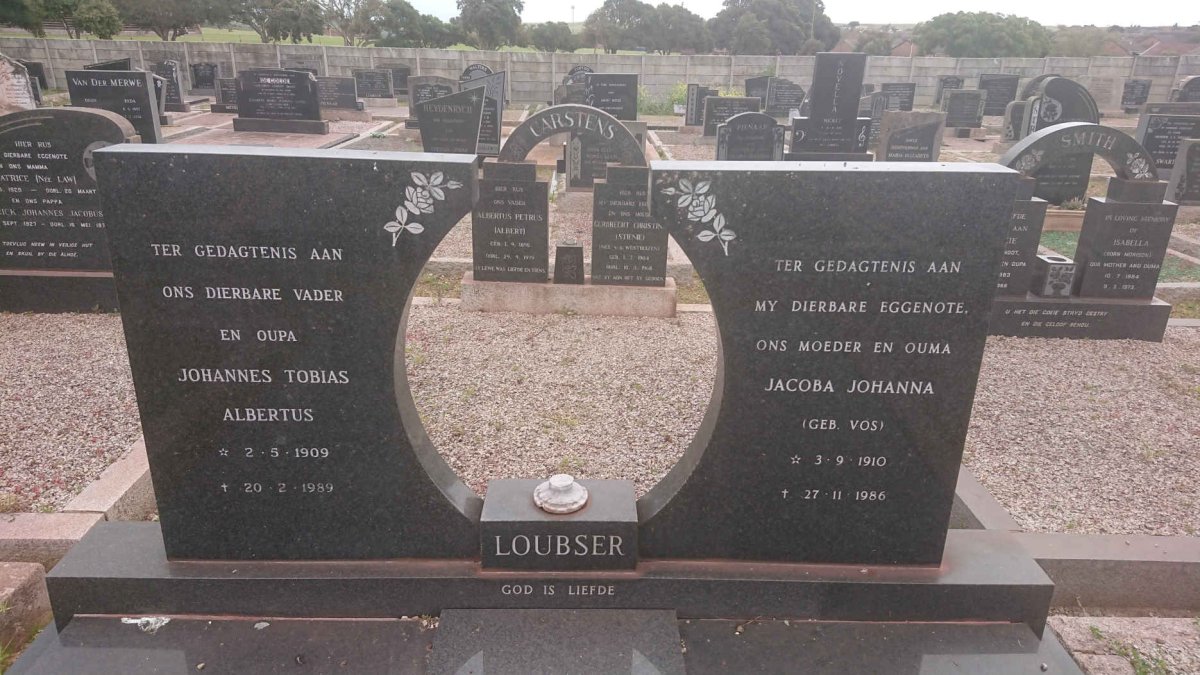 LOUBSER Johannes Tobias Albertus 1909-1989 &amp; Jacoba Johanna VOS 1910-1986